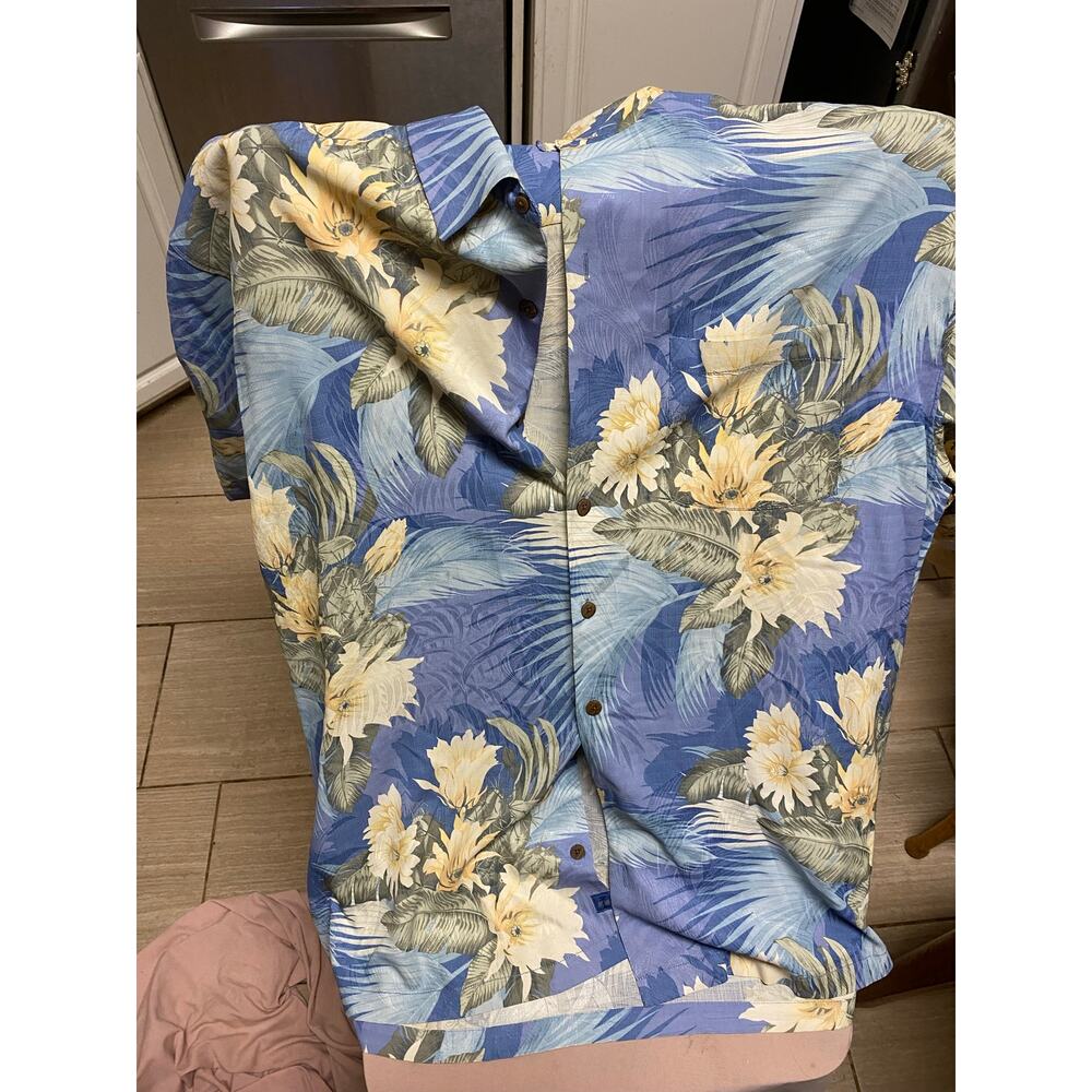 Tommy Bahama Hawaiian Shirt Size 2XL Tall